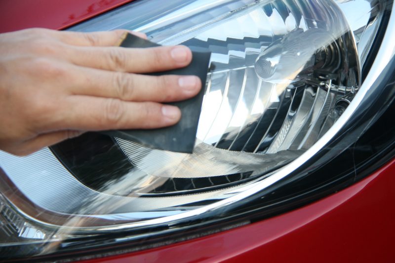 Cómo pulir los faros de tu coche - El Blog de Midas
